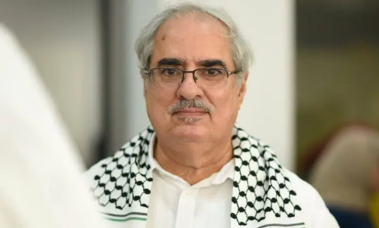 بلد واحد صغير يقاتل مع فلسطين